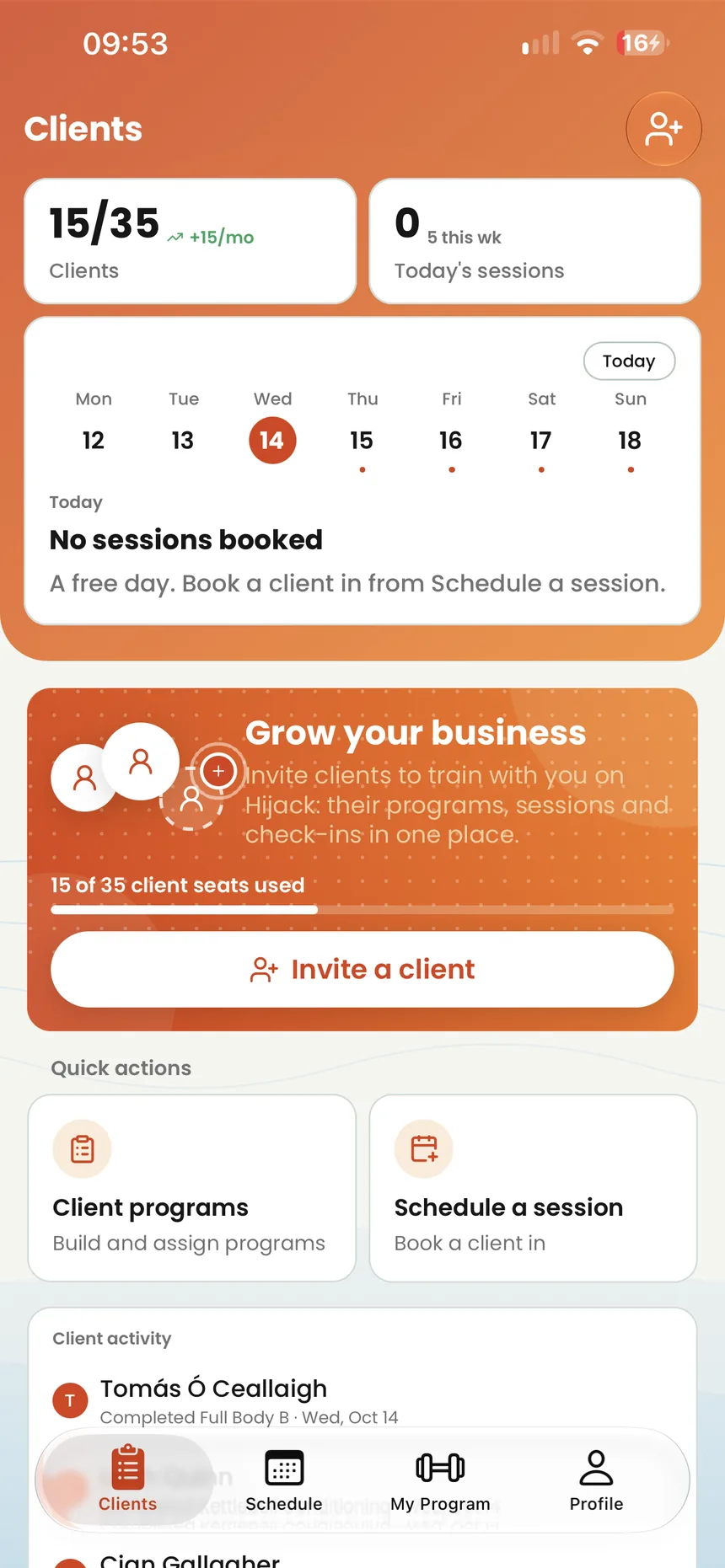 Hijack trainer dashboard showing clients, today's sessions and a weekly schedule